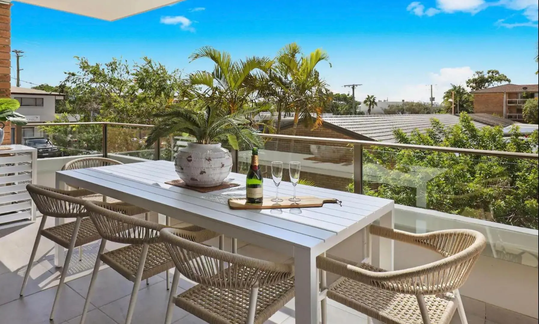 Luxury 2 Bedroom Unit Mooloolaba