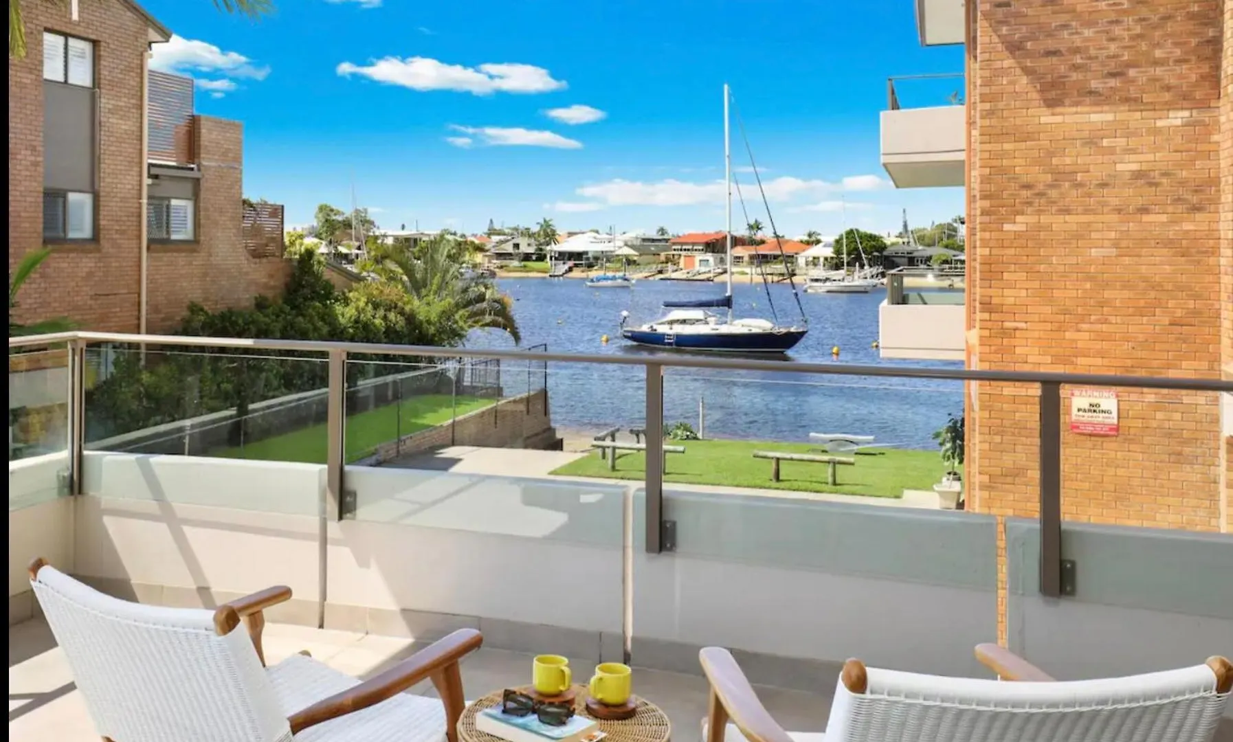Luxury 2 Bedroom Unit Mooloolaba location